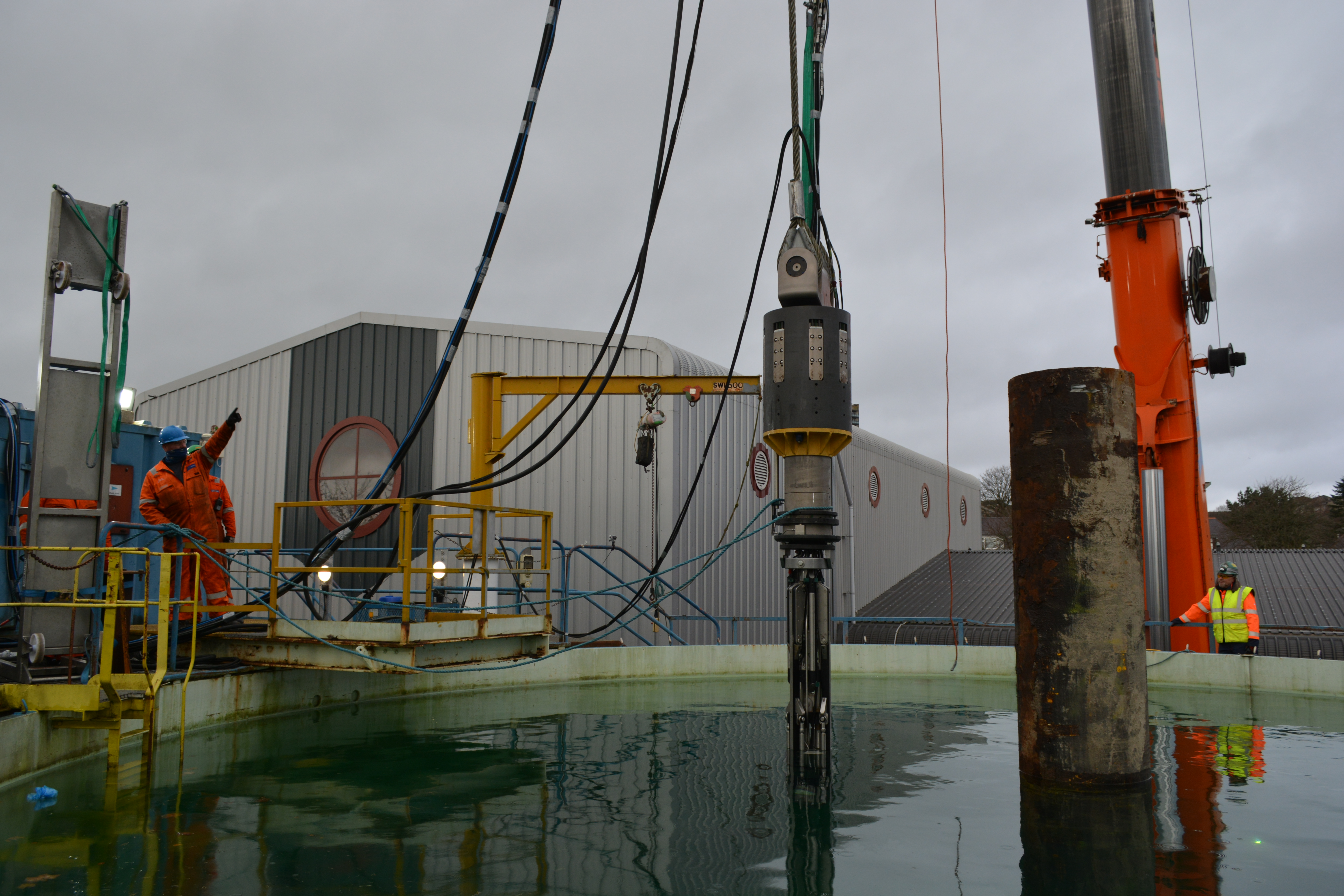 JFD was able to host the test and demonstration at its National Hyperbaric centre, using the 900,000 litre steel dive tank, yard and office facilities.