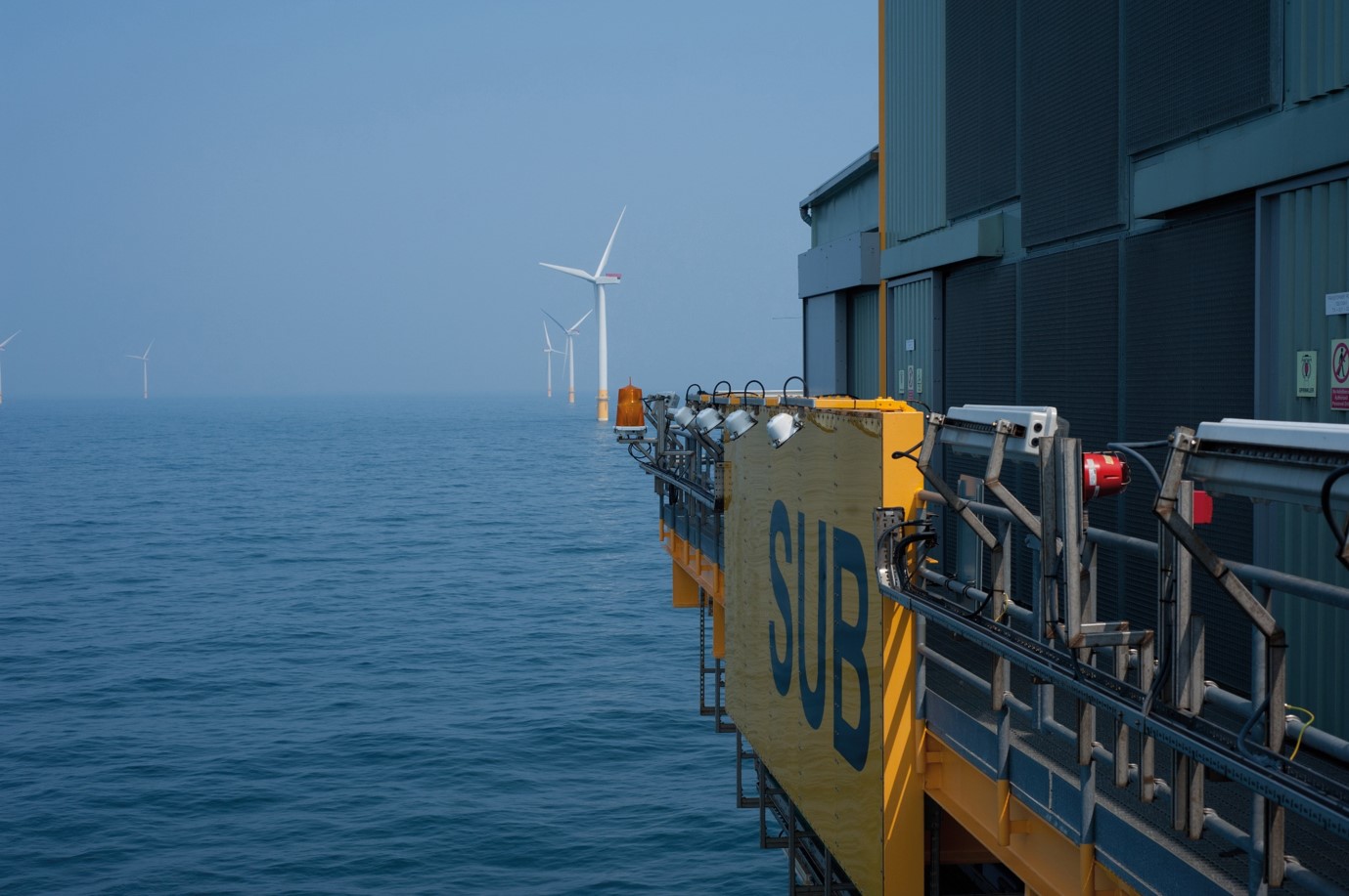 EDS has entered into a 15-year partnership agreement with Equitix – a leading investor, developer and long-term fund manager.