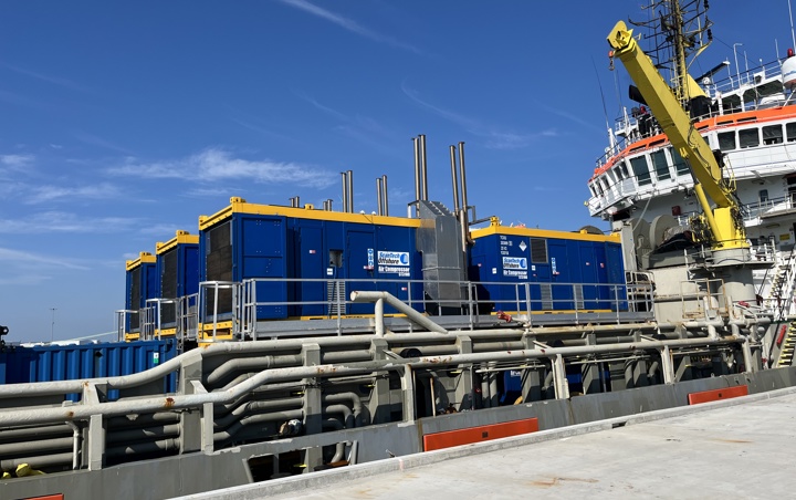 Air compressor for big bubble curtain projects icon