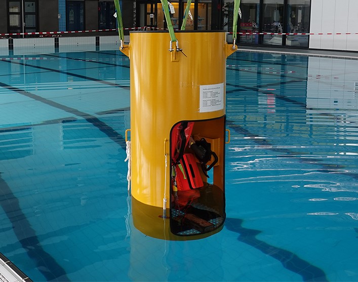 JFD partners with Aquacentrum Den Helder to offer submariners escape and abandonment training in the most realistic environment possible.